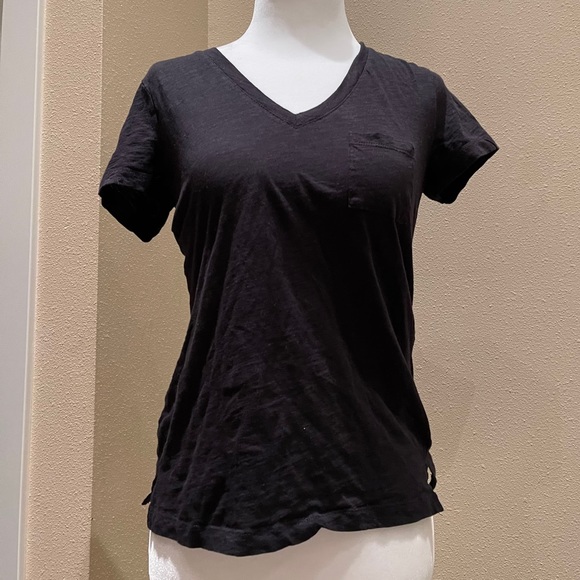 Madewell Black Whisper Cotton V-Neck Pocket Tee - Picture 2 of 8